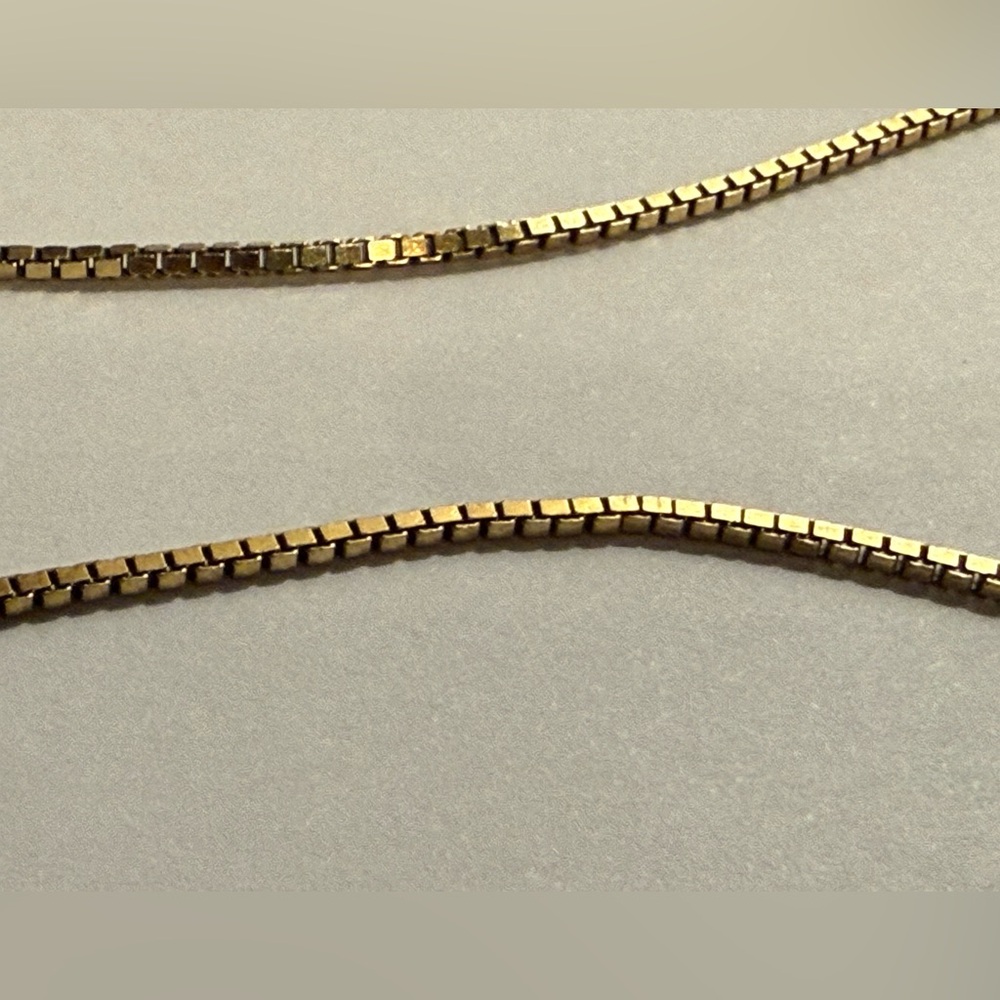 Necklace w/3 charms/pendants - 18”L necklace is 925 silver w/gold plating - Picture 3 of 11
